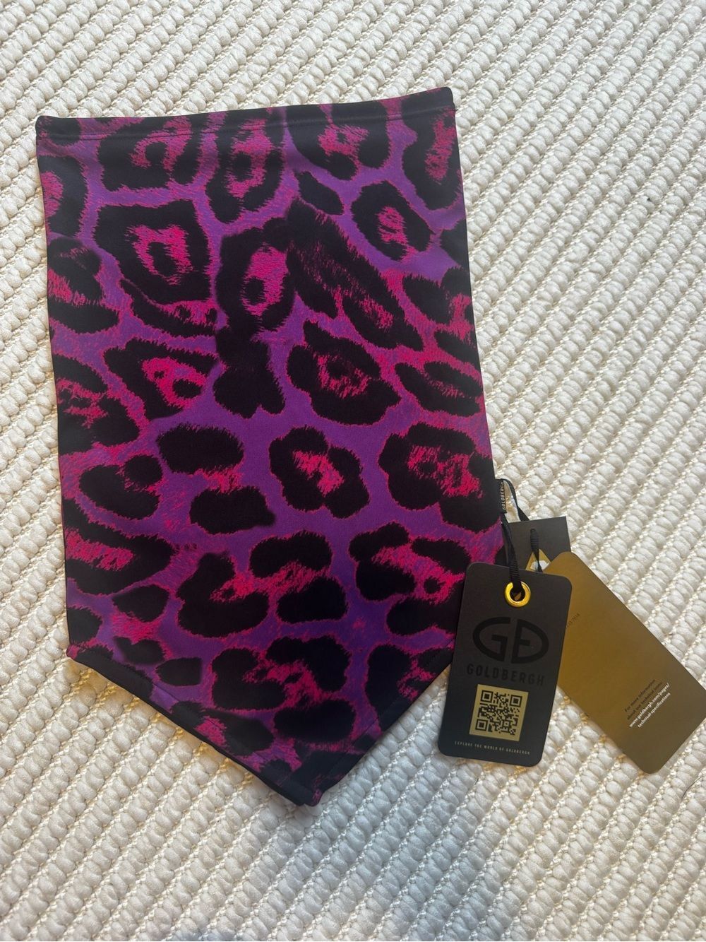Goldbergh GIULIETTA OCELOT neckwarmer purple Jaguar Carnivare Gaitor Neck Warmer - Picture 2 of 3
